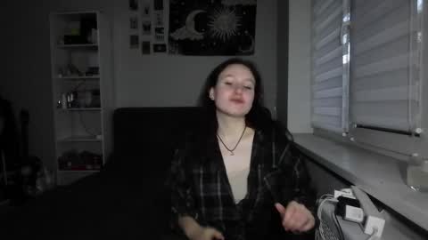 Snapshot of loiselovetto chatting on 6, 6, 2026 loiselovetto online show from 6, 6, 2026