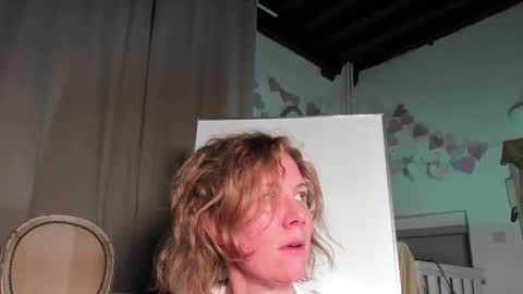 lola_belgium online show from 20, 2, 2025