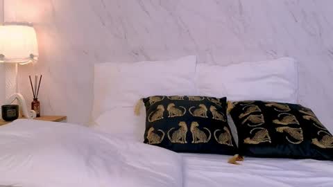 lola_lewis online show from 11, 4, 2026