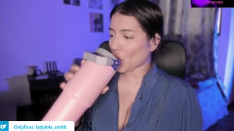 lolaasmith_21 online show from 13, 12, 2024