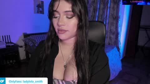 lolaasmith_21 online show from 15, 12, 2024