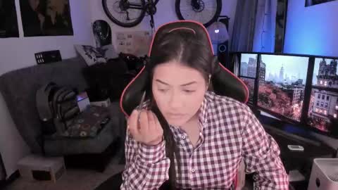 lolaasmith_21 online show from 30, 3, 2026