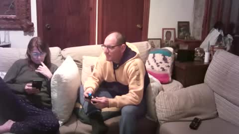 LOLA HUESO y ERIC online show from 19, 2, 2025