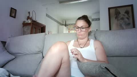 Snapshot of lolahueso chatting on 13, 7, 2026 LOLA HUESO y ERIC online show from 13, 7, 2026
