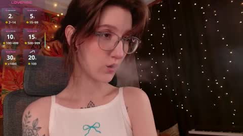 Snapshot of lolami_ chatting on 6, 6, 2026 lolami_ online show from 6, 6, 2026