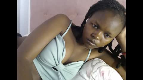 lolamia7 online show from 16, 11, 2025