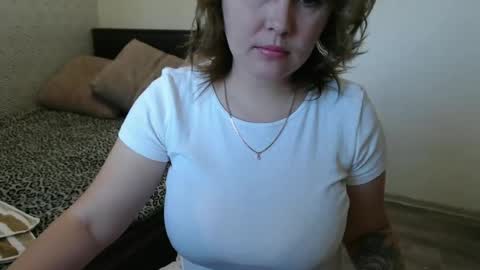 Snapshot of lolamyr chatting on 19, 6, 2026 kiss online show from 19, 6, 2026