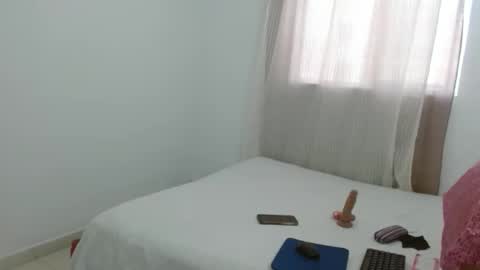 Snapshot of lolascarlettt chatting on 8, 11, 2025 lolascarlettt online show from 8, 11, 2025