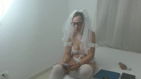 Snapshot of lolascarlettt chatting on 18, 12, 2025 lolascarlettt online show from 18, 12, 2025