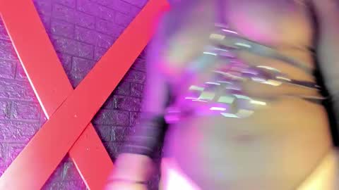 Snapshot of lolaxxxperiience chatting on 19, 12, 2025 Lola online show from 19, 12, 2025