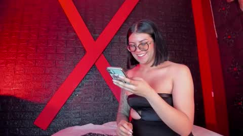 Snapshot of lolaxxxperiience chatting on 6, 1, 2026 Lola online show from 6, 1, 2026