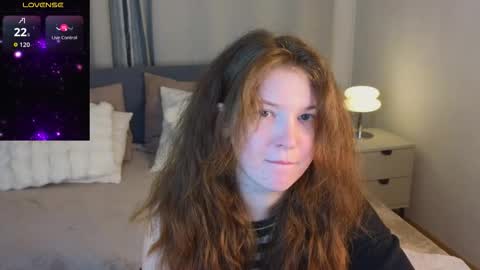 Mona online show from 15, 10, 2025