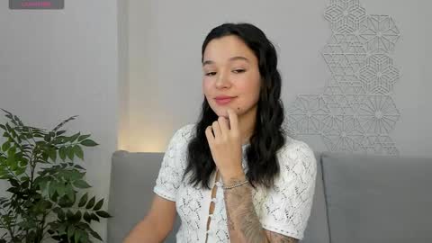 Snapshot of lolly_turner chatting on 9, 9, 2025 lolly_turner online show from 9, 9, 2025