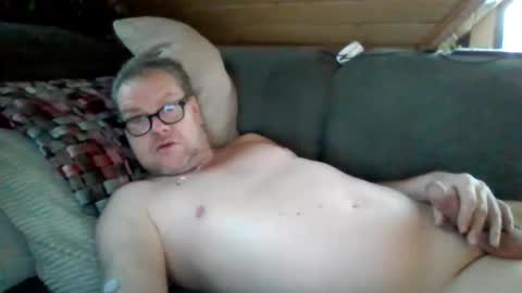 Snapshot of lomax01 chatting on 1, 12, 2025 lomax01 online show from 1, 12, 2025