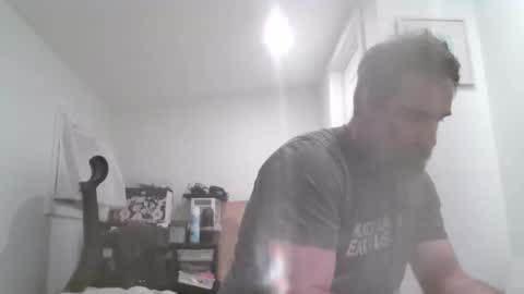 THE SEXIEST MAN ALIVE online show from 10, 5, 2026