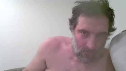 THE SEXIEST MAN ALIVE online show from 17, 6, 2026
