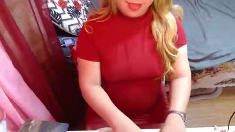 Snapshot of lonelysofia6969 chatting on 27, 5, 2026 lonelysofia6969 online show from 27, 5, 2026