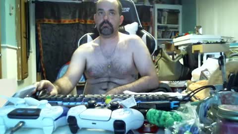 Snapshot of longandcut99 chatting on 10, 7, 2026 longandcut99 online show from 10, 7, 2026