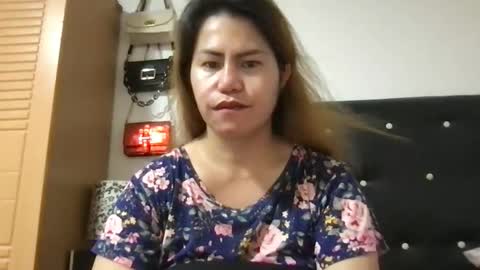 Snapshot of longasiansausage chatting on 10, 10, 2025 TOPwithEXTRABiG online show from 10, 10, 2025