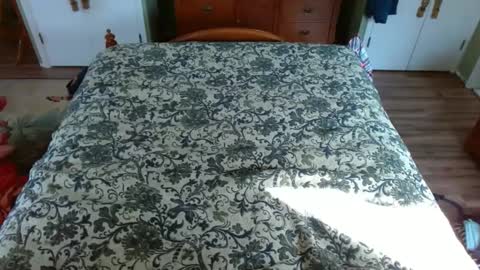 Snapshot of longbowrider555 chatting on 11, 3, 2025 Jeff online show from 11, 3, 2025