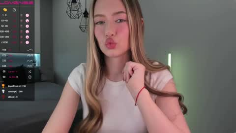 Snapshot of longoriaeva chatting on 26, 12, 2024 Eva online show from 26, 12, 2024