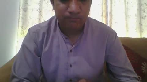 Snapshot of longthick1985 chatting on 5, 4, 2026 Lleida-man online show from 5, 4, 2026