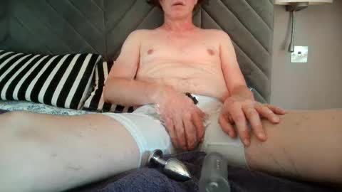 Snapshot of longwet1 chatting on 3, 8, 2026 longwet1 online show from 3, 8, 2026