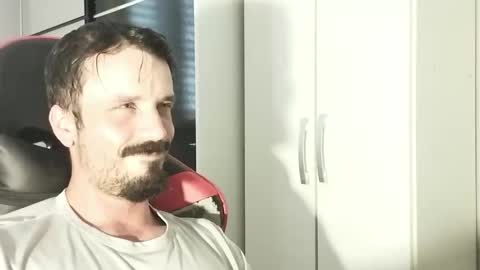 Lucas online show from 5, 2, 2025