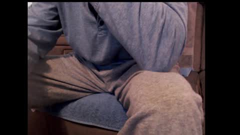 looking469 online show from 12, 3, 2025