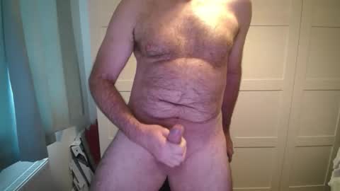 looking4ahookup online show from 4, 12, 2025