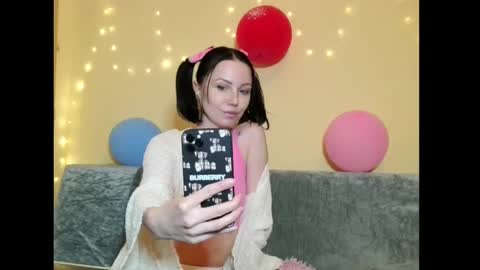 Snapshot of loonsey chatting on 12, 3, 2025 loonsey online show from 12, 3, 2025