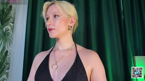 Snapshot of lora_hellyeah chatting on 31, 5, 2026 Lora heil online show from 31, 5, 2026