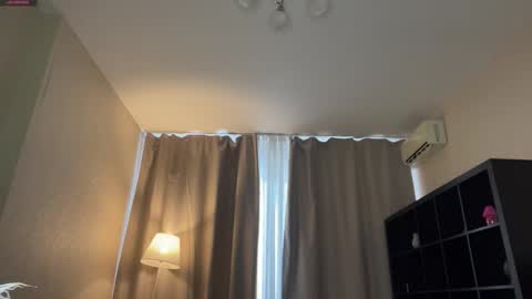 Lora online show from 13, 2, 2026