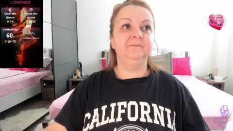 Snapshot of loraflame chatting on 5, 6, 2026 Lora online show from 5, 6, 2026