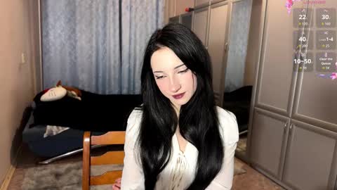 Hello there im Luna Im new here Lets have fun online show from 17, 2, 2026