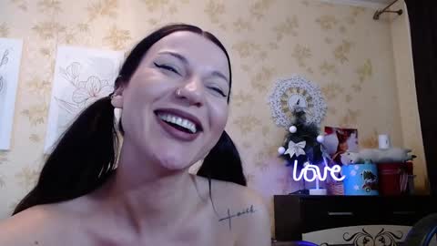 lorameouls online show from 27, 12, 2024