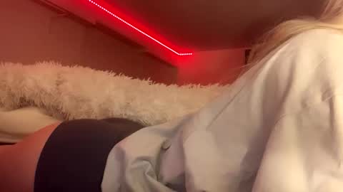 Lora online show from 20, 11, 2025