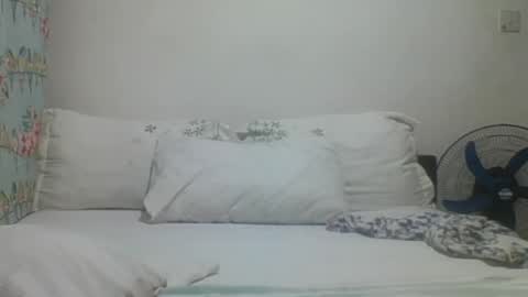 Snapshot of loreencutie chatting on 14, 10, 2025 loreen online show from 14, 10, 2025