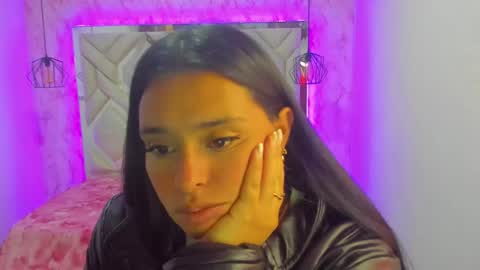 lorem_adams online show from 28, 1, 2025