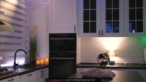 LoretteLorena online show from 8, 9, 2025