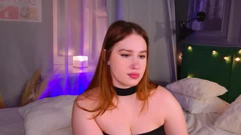 Snapshot of lori_mason chatting on 12, 10, 2025 Lori online show from 12, 10, 2025