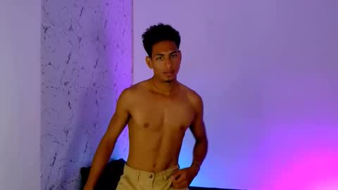 Lorian Vikel  online show from 17, 3, 2026