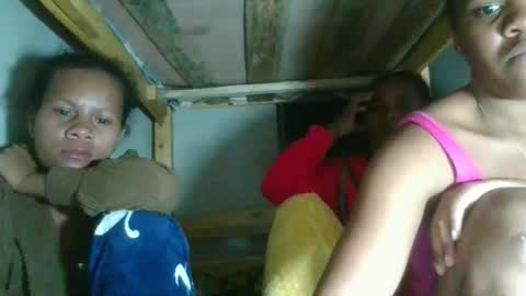 Snapshot of lorienne98 chatting on 16, 5, 2026 lorienne98 online show from 16, 5, 2026