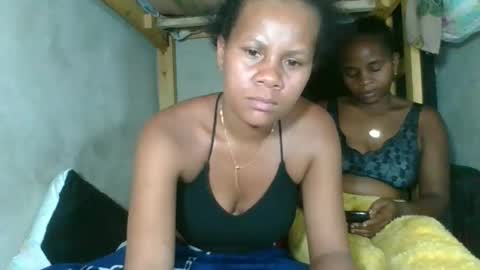 Snapshot of lorienne98 chatting on 17, 5, 2026 lorienne98 online show from 17, 5, 2026