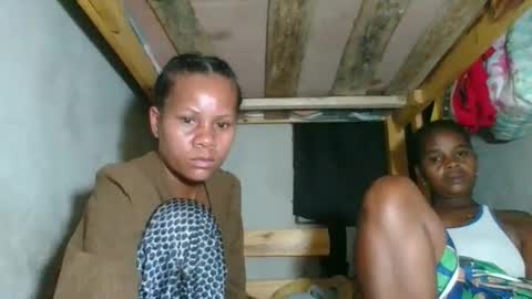 Snapshot of lorienne98 chatting on 20, 5, 2026 lorienne98 online show from 20, 5, 2026