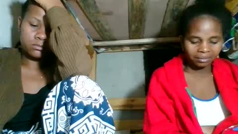 Snapshot of lorienne98 chatting on 23, 5, 2026 lorienne98 online show from 23, 5, 2026
