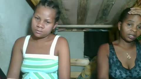 Snapshot of lorienne98 chatting on 26, 5, 2026 lorienne98 online show from 26, 5, 2026