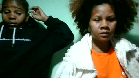 Snapshot of lorienne98 chatting on 19, 6, 2026 lorienne98 online show from 19, 6, 2026