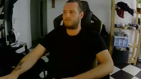 Lorigon online show from 14, 9, 2025