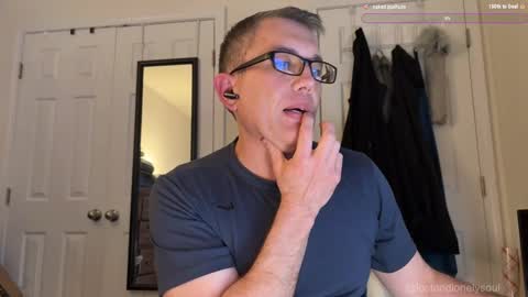 Snapshot of lostandlonelysoul chatting on 16, 11, 2025 Hazemir online show from 16, 11, 2025